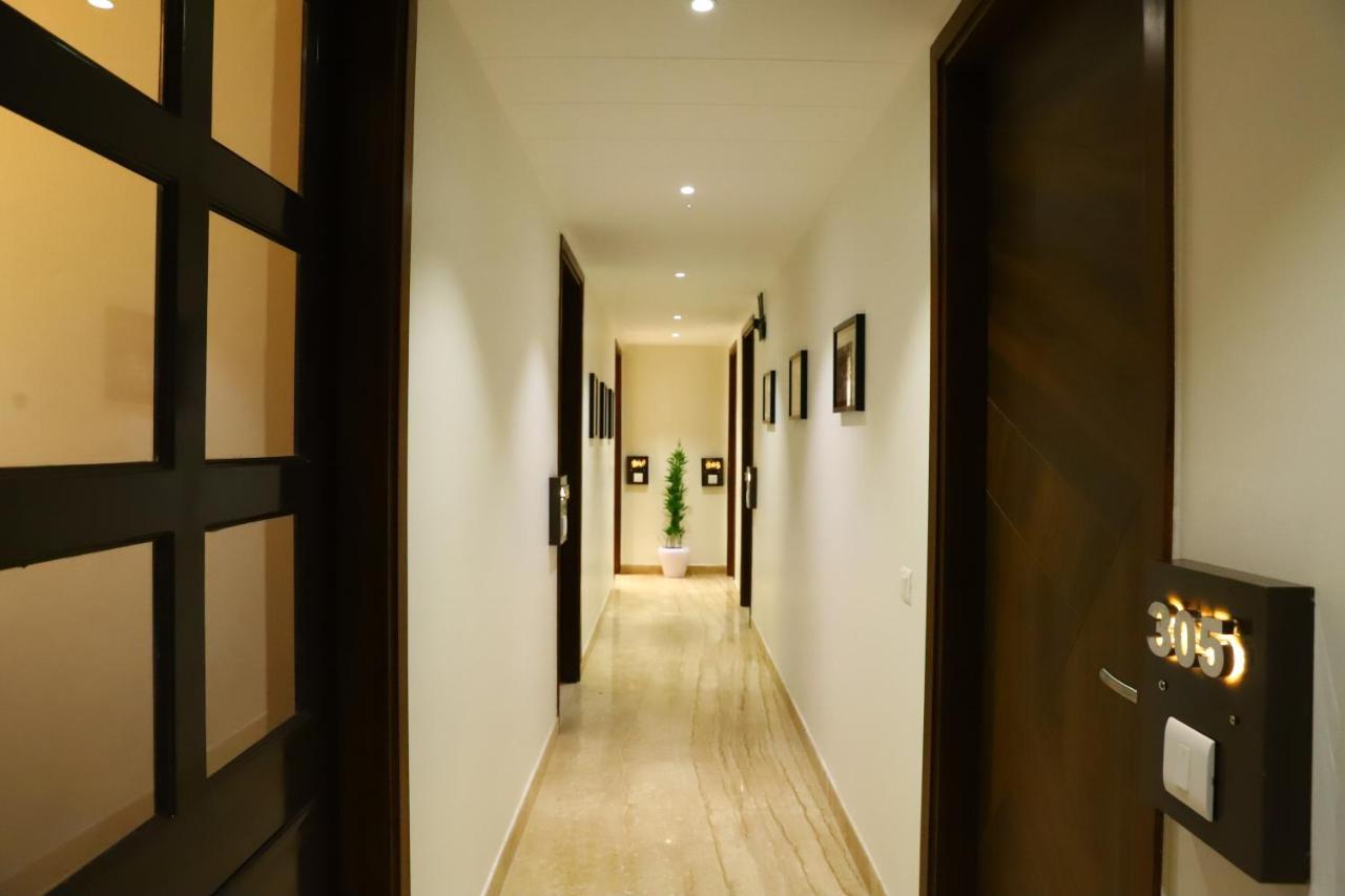 Hotel Malbork Inn Rajouri Garden Delhi - Couple Friendly Local Ids Accepted New Delhi Eksteriør bilde